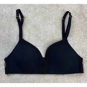 Lively The All-Day Deep V No-Wire Bra Jet Black Size 32B